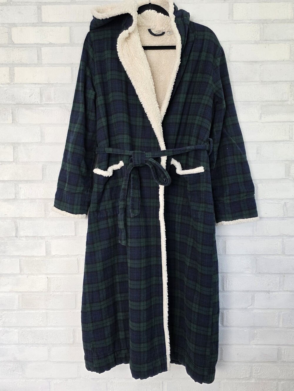 Women's L.L. Bean Scotch Plaid Flannel Robe, Sherpa-Lined Long Medium Green Blue